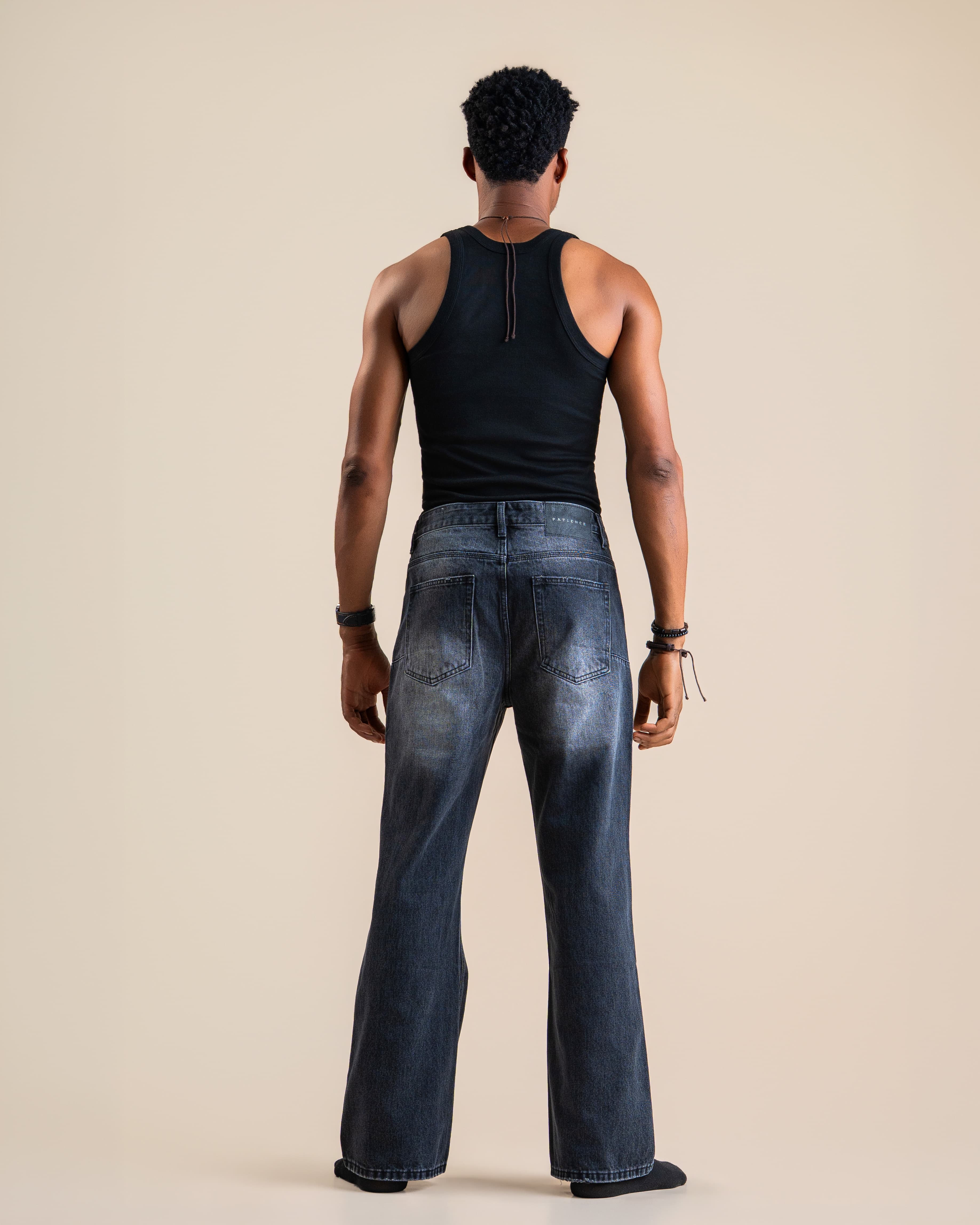 DISTRESSED BLACK-WASHED JEANS - View 4