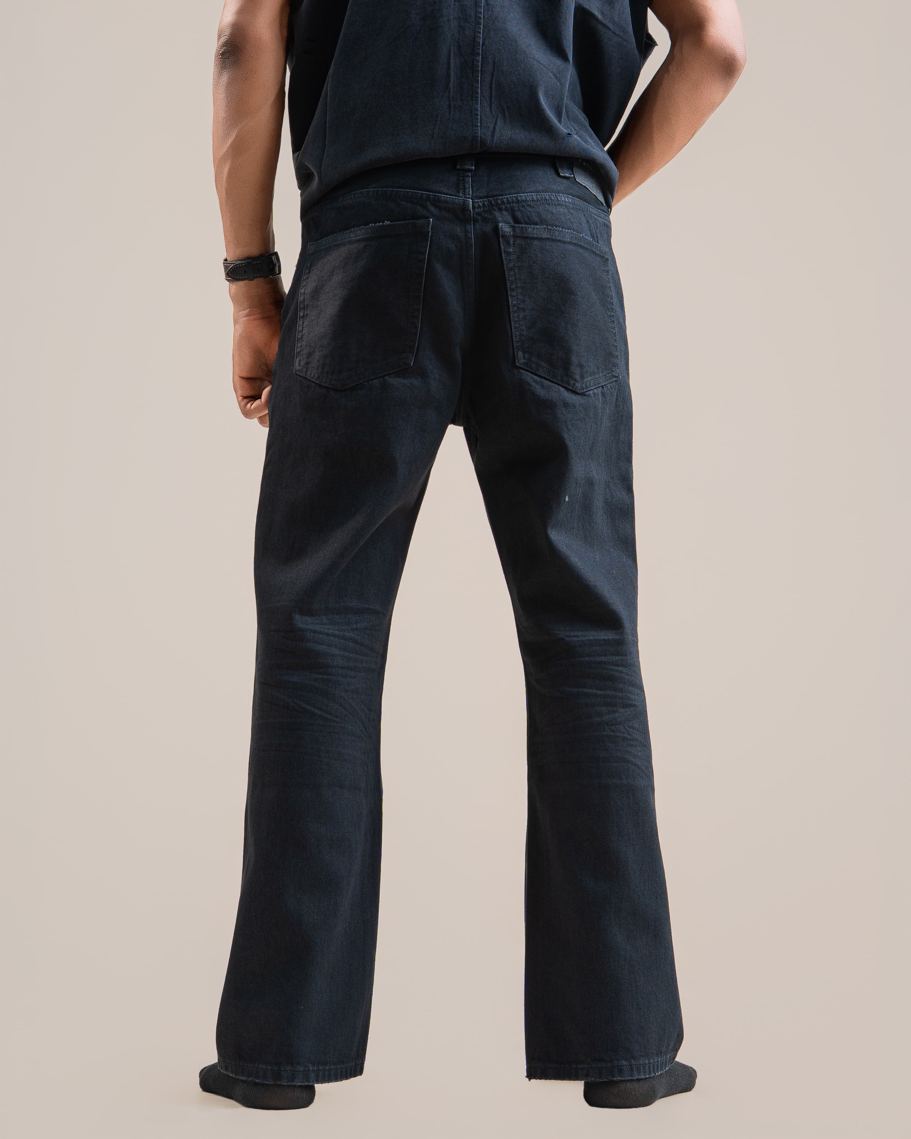 RELAXED BLACK DENIM - View 3