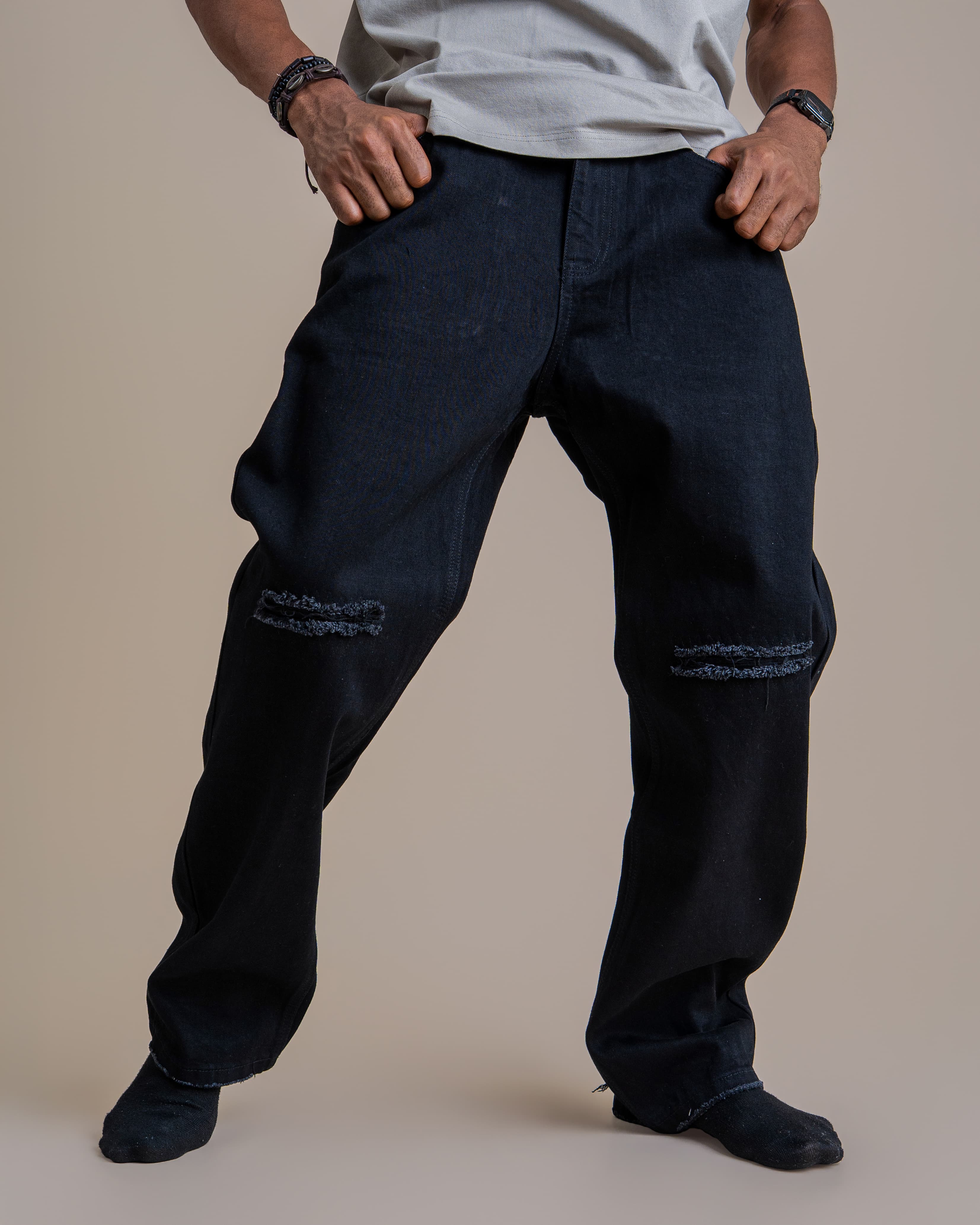 RIPPED KNEE DENIM - View 2