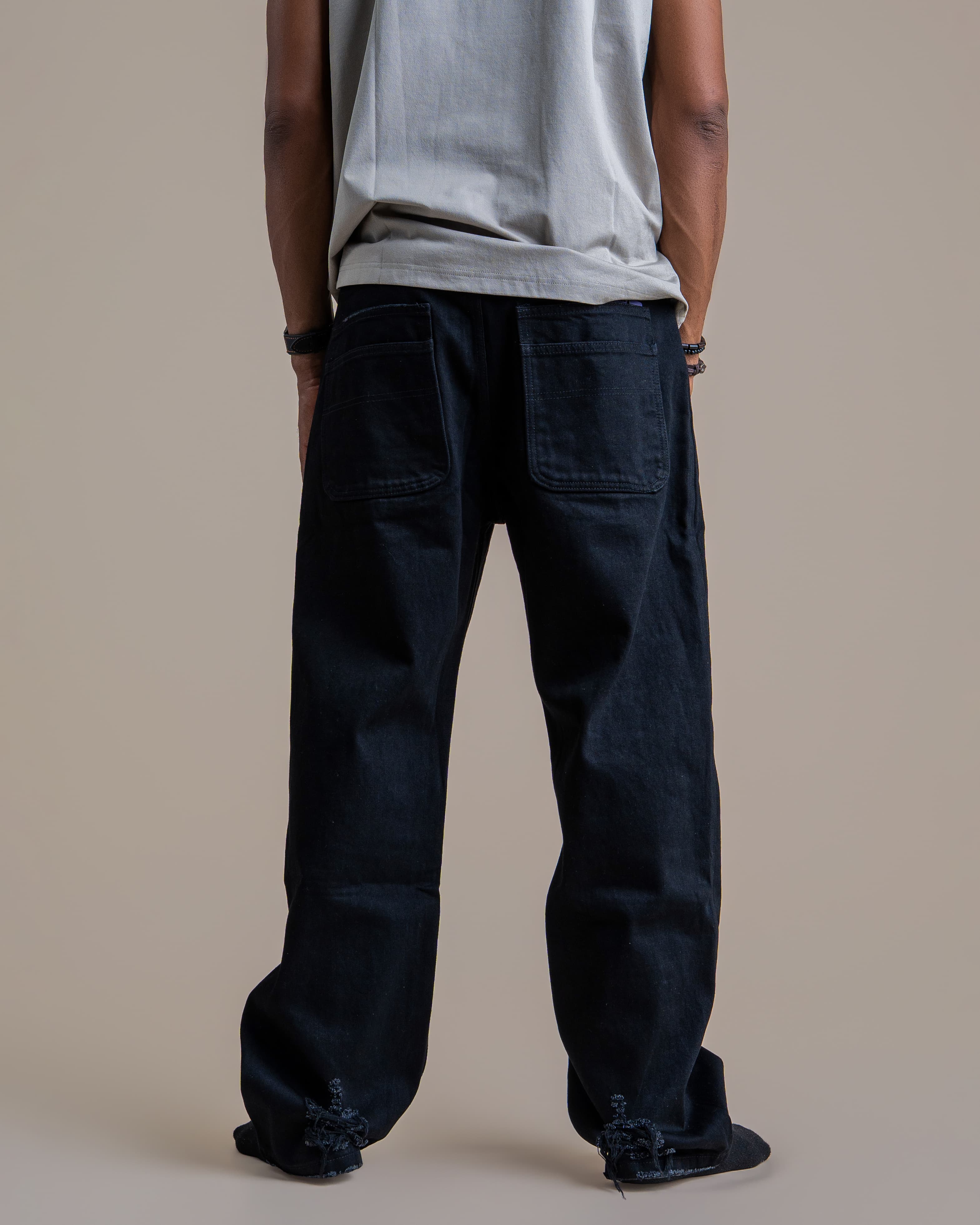 RIPPED KNEE DENIM - View 4