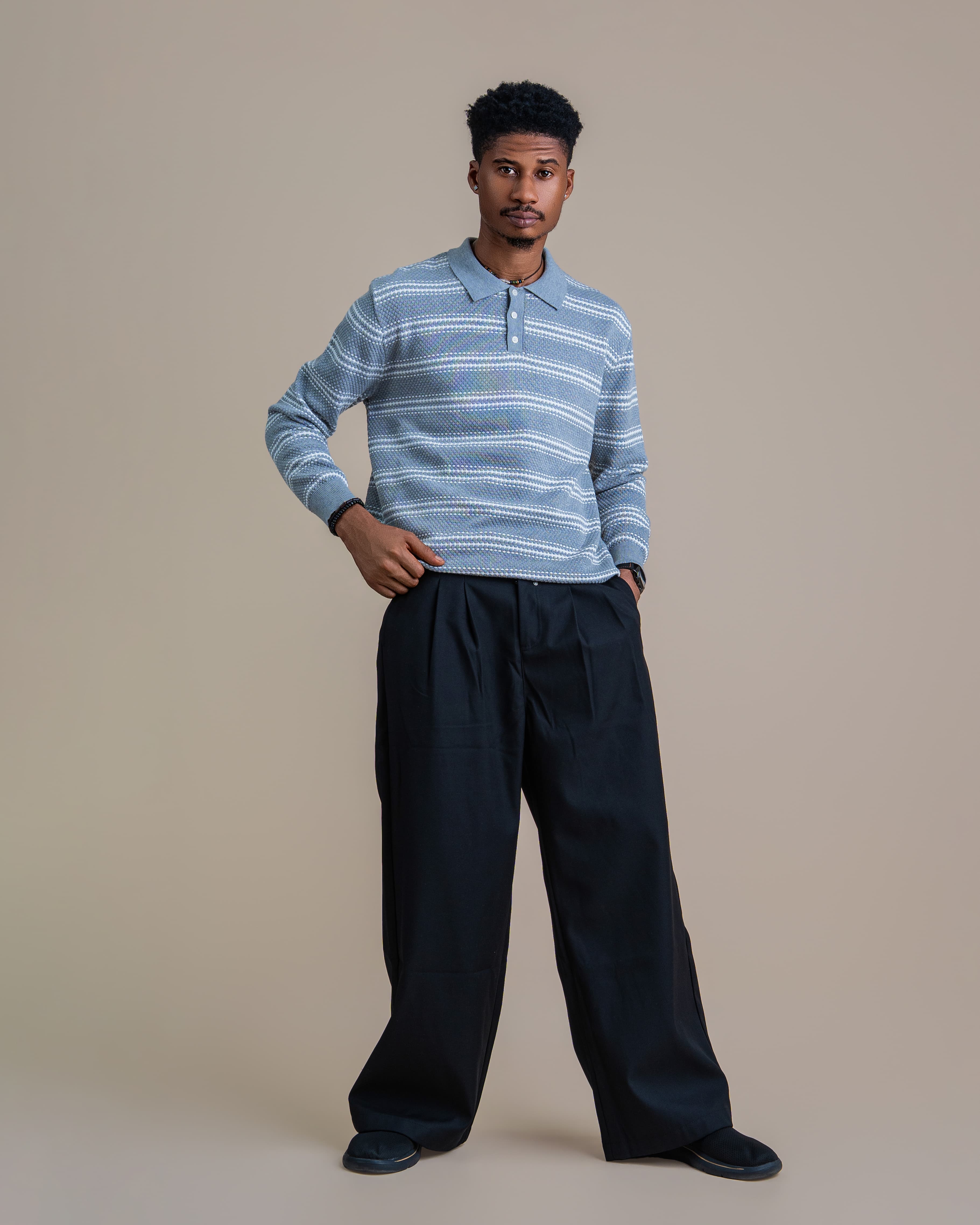 WIDE LEGGED PANTS