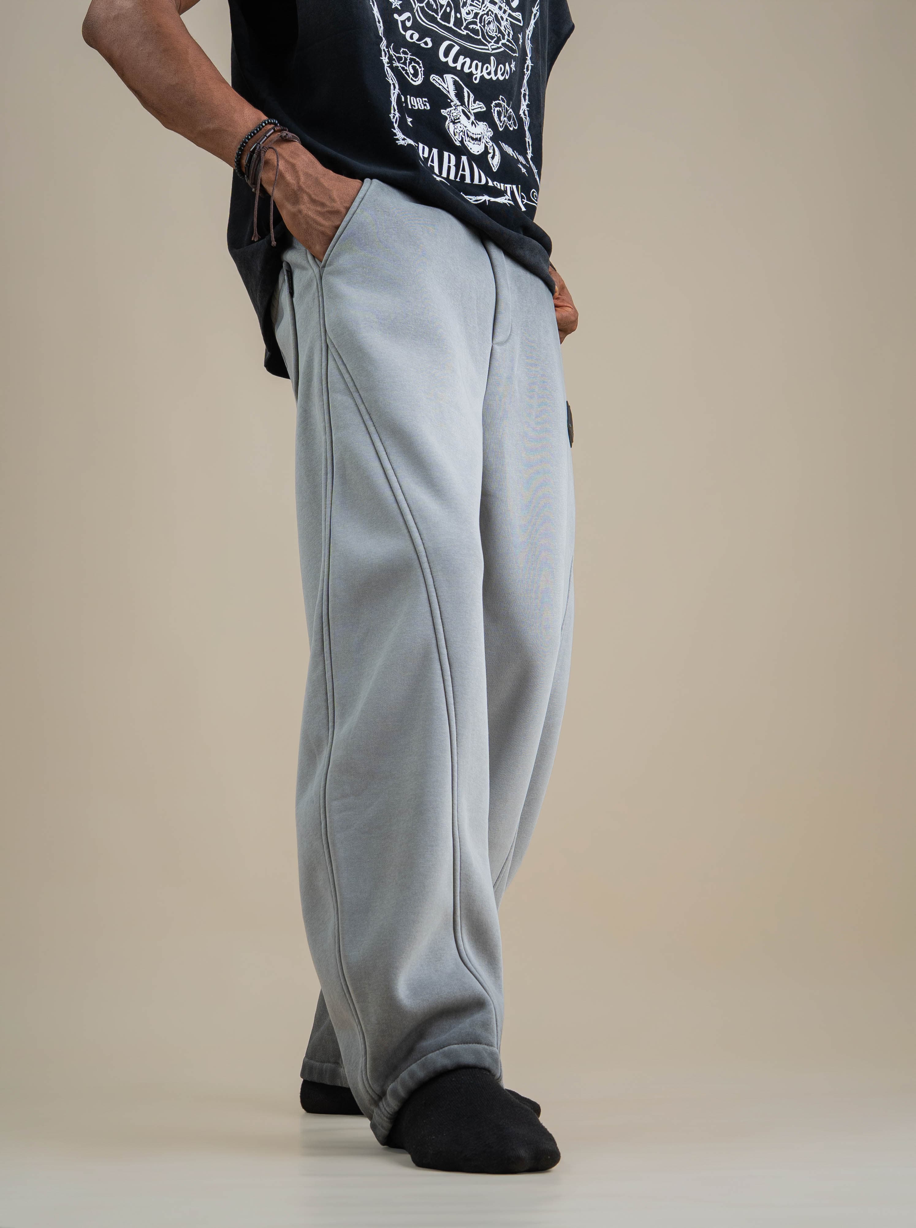 PRIM EASE SWEATPANTS - View 2