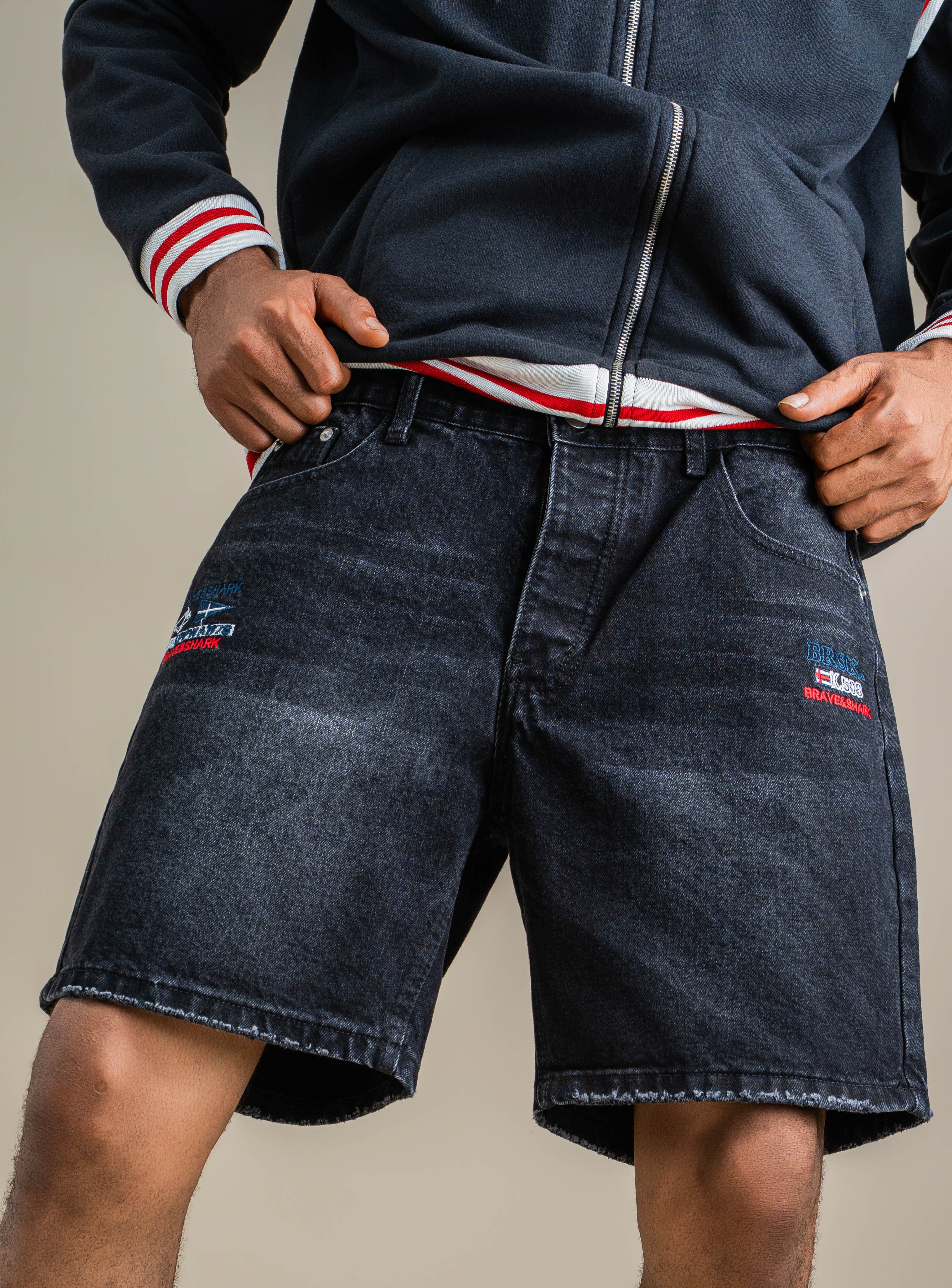 BRAVY DENIM SHORT