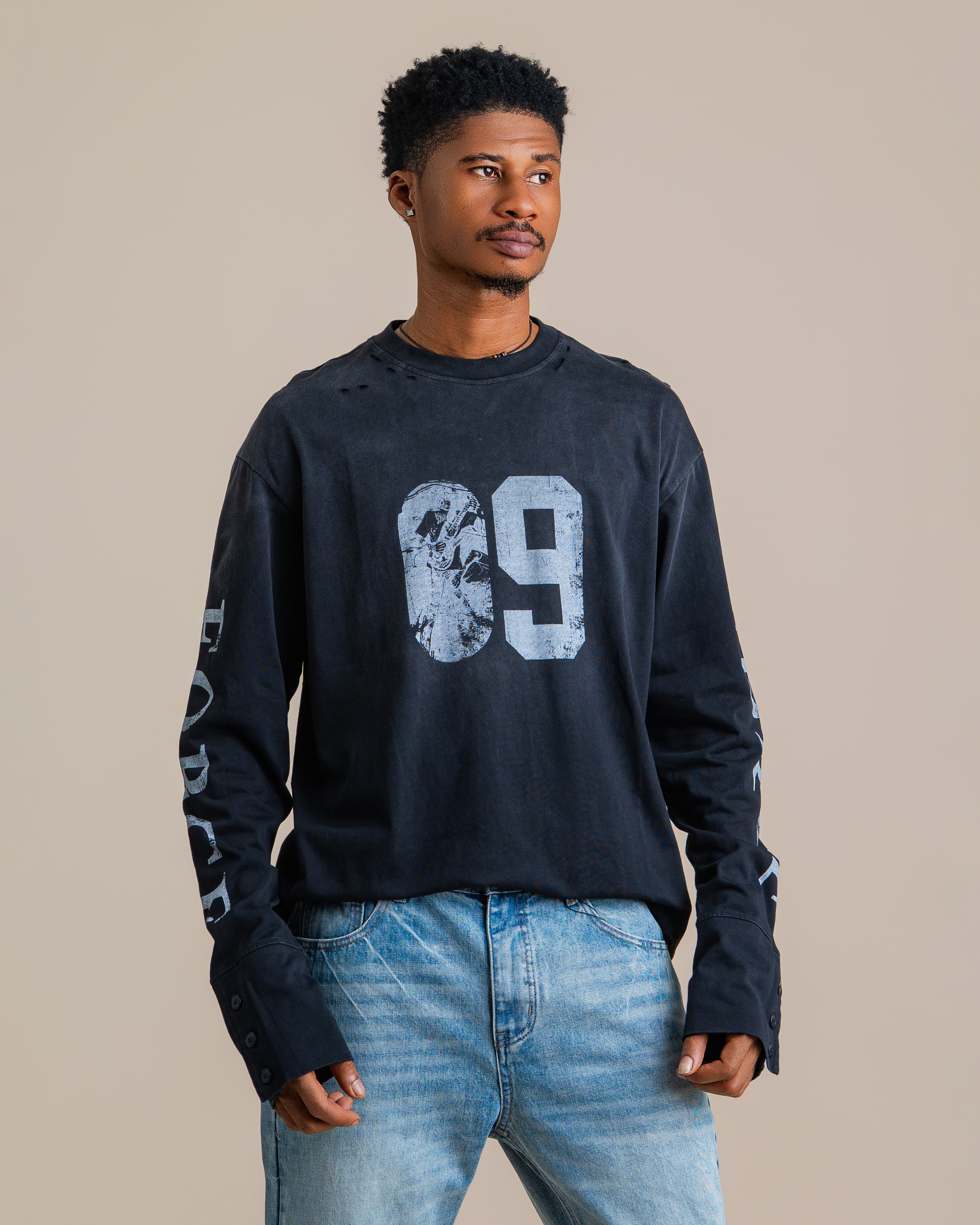 UNIT BREACH LS TEE
